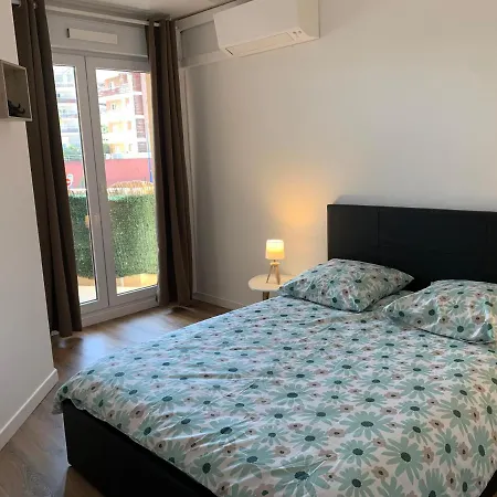 F2 Centre De Mandelieu Les Nympheas Appartement