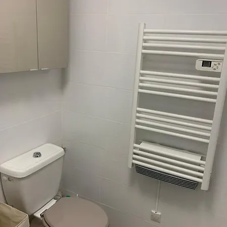 F2 Centre De Mandelieu Les Nympheas * Mandelieu